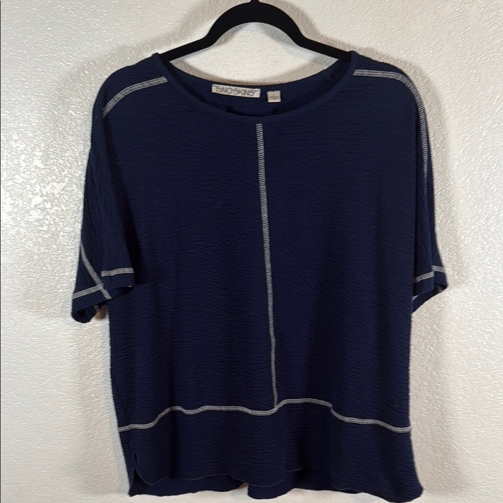 Sno Skins Navy White Contrast Stitching Textured Top Oversized Size Large